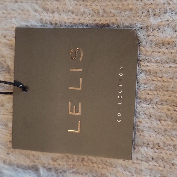 Light blush sweater tunic/dress with stars by LE LIS - Picture 6 of 9